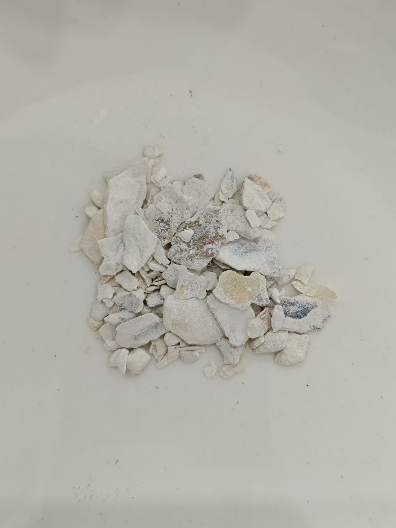 Vỏ h&agrave;u (mǔl&igrave;)