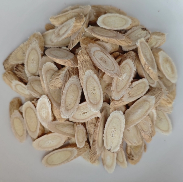 Rễ Hoàng Kỳ được sử dụng như thế nào trong Y học thảo dược truyền thống Trung Quốc
